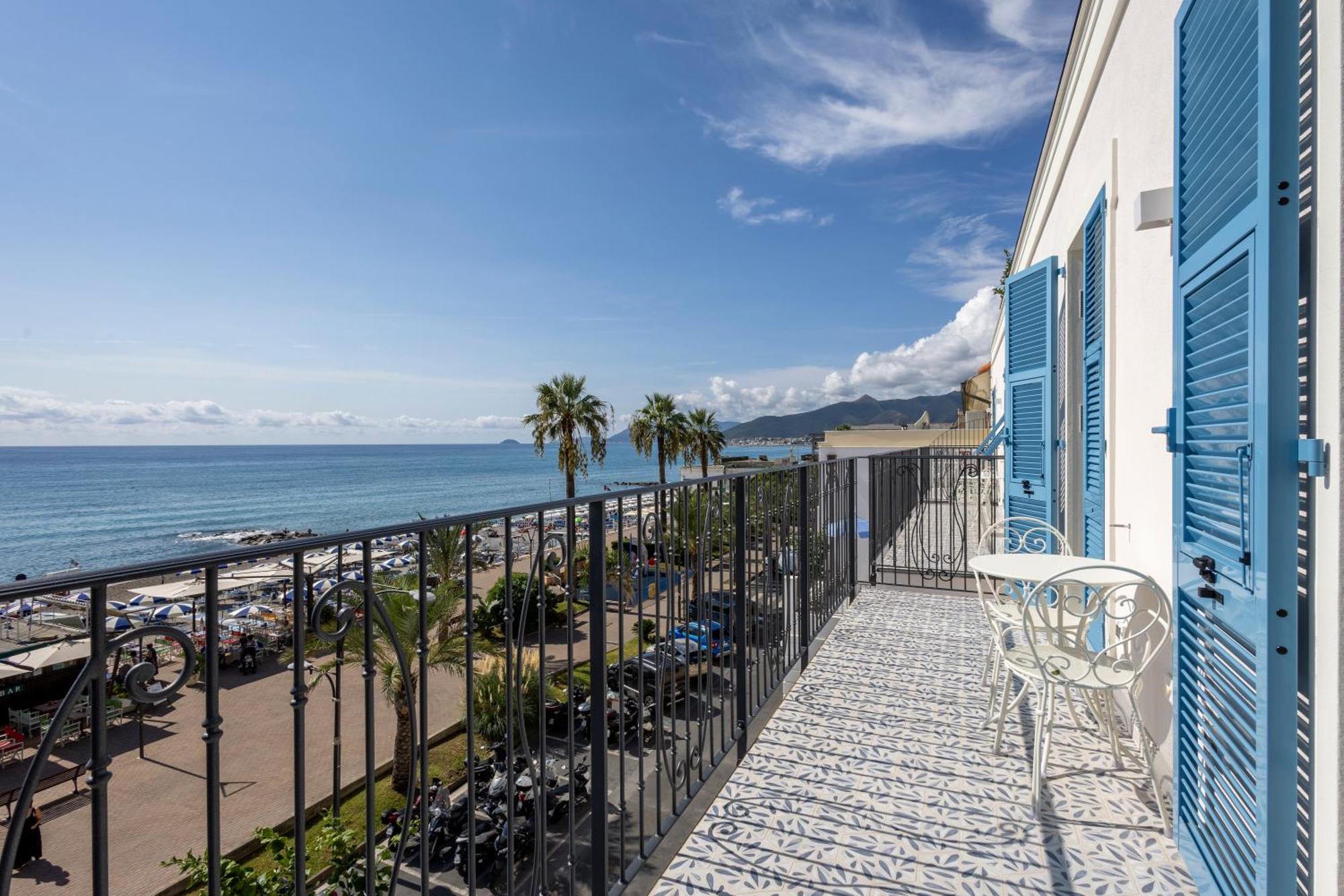 A'Mare Boutique Hotel & Spa Pietra Ligure Buitenkant foto
