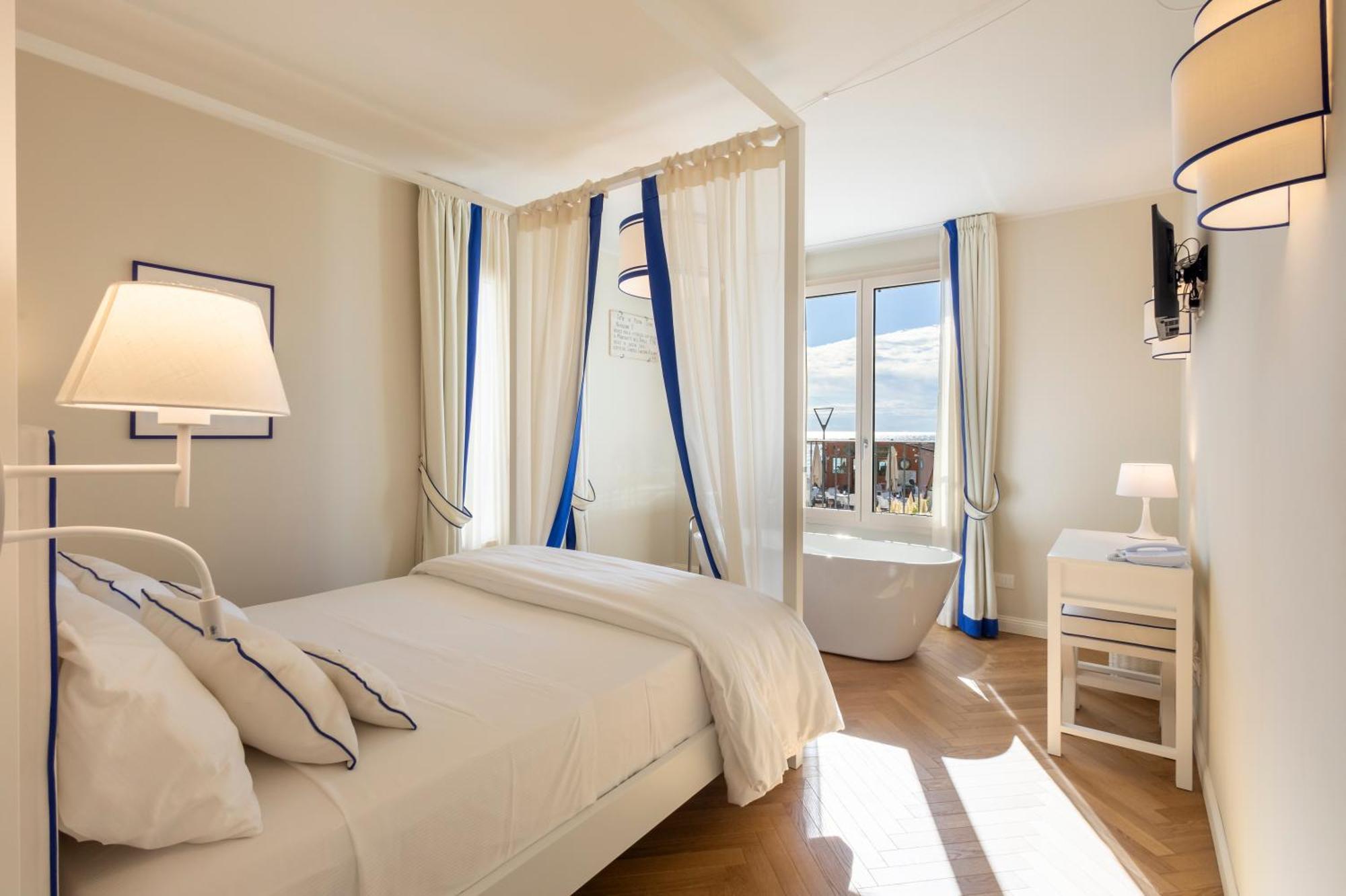 A'Mare Boutique Hotel & Spa Pietra Ligure Buitenkant foto